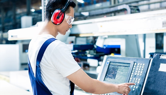 UK manufacturers call for R&D and Industry 4.0 focus from government