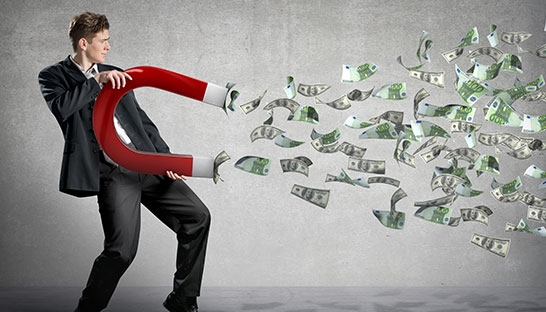 Top UK CEOs take home average €2 million more than EU counterparts