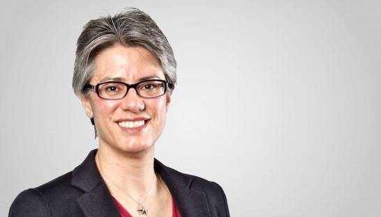 Justine Belton succeeds Robert Overend in EY's UK leadership