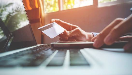 Online growth the bright spot in Australia's retail sector