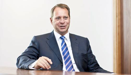 PwC re-elects Kevin Ellis as UK and Middle East Chief