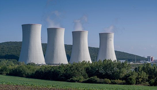 Australia should explore nuclear energy while accelerating renewable energy